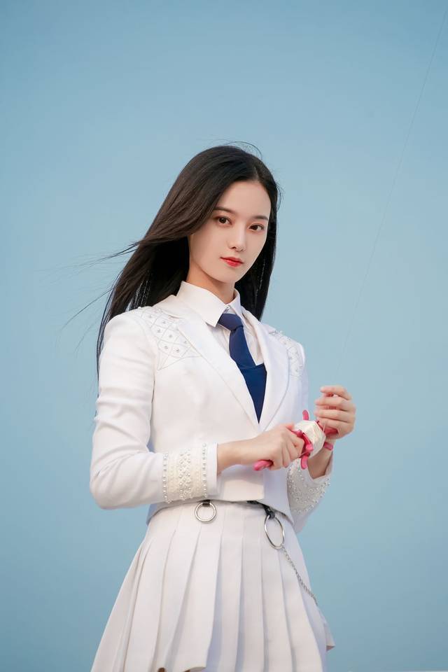 创造营2020徐艺洋主题曲直拍亮眼获得广泛关注2020