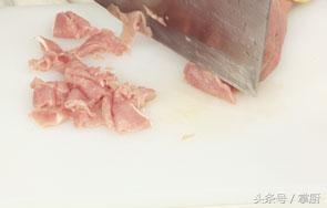 厨师长教你如何做茭白炒肉,茭白鲜嫩,口感清脆,关键是好吃不贵