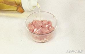 厨师长教你如何做茭白炒肉,茭白鲜嫩,口感清脆,关键是好吃不贵