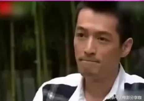 胡歌薛佳凝当初为什么分手?胡歌亲口回应!一谈薛佳凝就掉泪