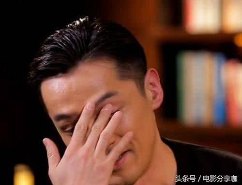 胡歌薛佳凝当初为什么分手?胡歌亲口回应!一谈薛佳凝就掉泪
