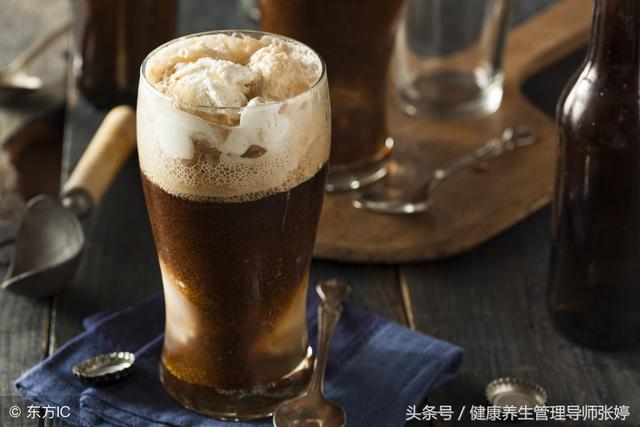 毛孔粗大,有黑头怎办,今天就给大家分享一个收缩毛孔去黑头方法
