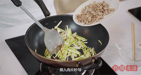 教你韭黄炒肉的家常做法,脆嫩多汁,超下饭,全家老少都爱吃
