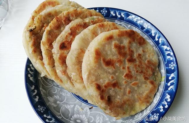 牛肉馅饼的最快速做法,不发面,不饧面,咬一口满嘴香,营养健康