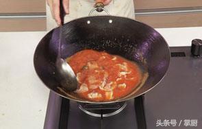 经典川菜水煮鱼片,手把手教你水煮鱼的做法,新手一样能搞定