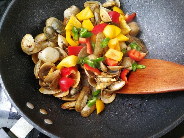 花甲的正确做法,肉质鲜嫩可口,香辣开胃,美味多汁,好吃到爆!