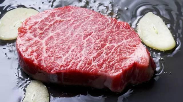 米其林大厨的12个煎牛排技巧!