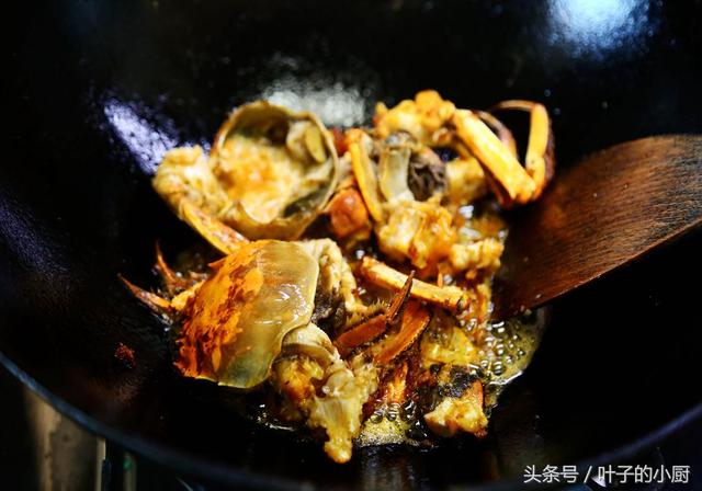 18步详解香辣蟹正宗做法,香得能吃下3碗饭!