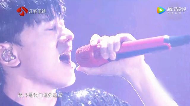 跨年演唱会哪家强?零假唱、炫舞台的江苏卫视拿下收视第一