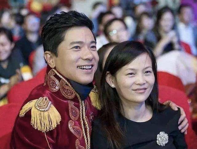 马东敏、奶茶妹妹、杜鹃…,大厂老板娘谁家强?